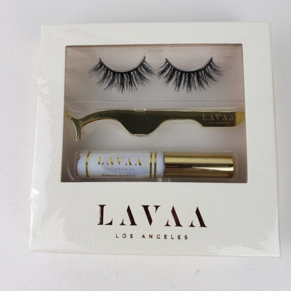 LAVAA Flirty Lash Set NWT